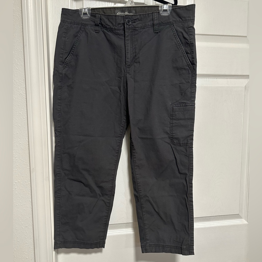 Gray Eddie Bauer Cargo Style 3/4 Pants Women's 10